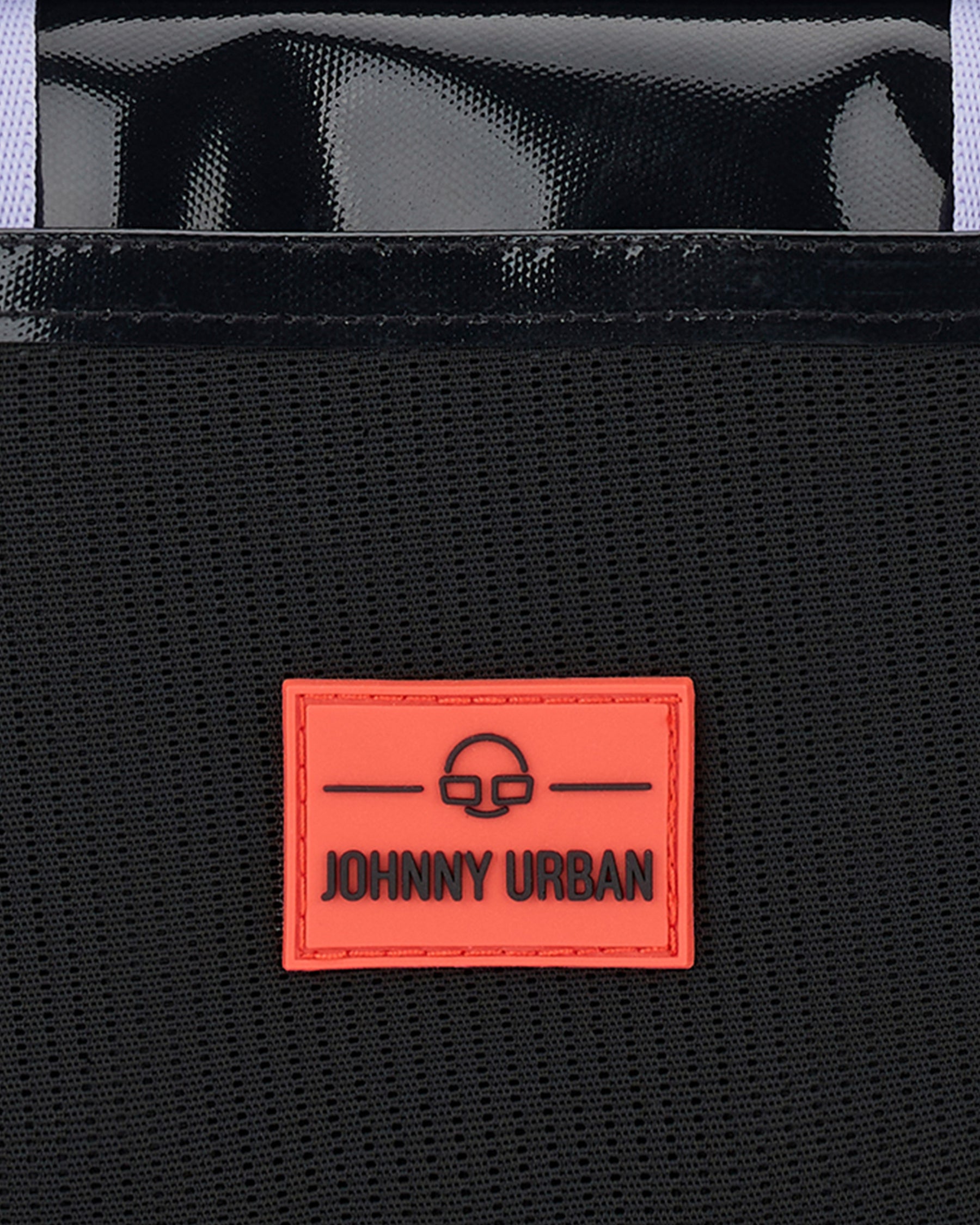 Schwarze wasserabweisende Lenkertasche Fahrrad 'Nelson' mit rotem Johnny Urban Markenlabel