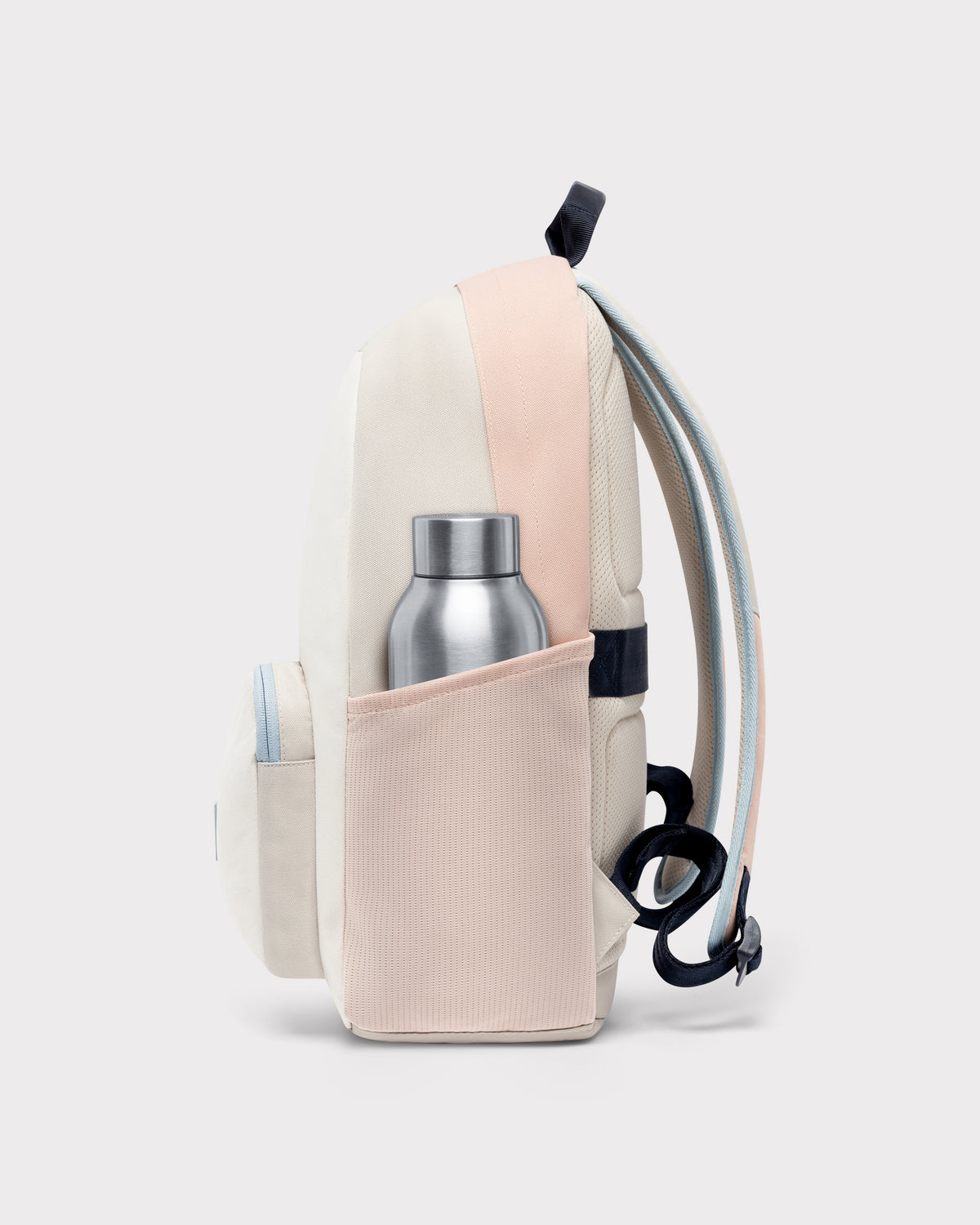 Rucksack 'Mo' in Beige mit seitlicher Netztasche und Metallflasche