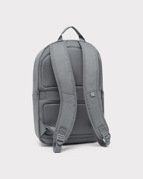 Rucksack 'Mo' von Johnny Urban in Grau mit gepolsterten Rücken- und Schultergurten