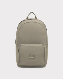 Johnny Urban Rucksack 'Mo' in desertgrau mit Fronttasche und Tragegriff
