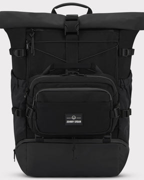 Schwarze Bauchtasche 'Travis' von Johnny Urban aus robustem Material mit mehreren Reißverschlussfächern und verstellbaren Schnallen