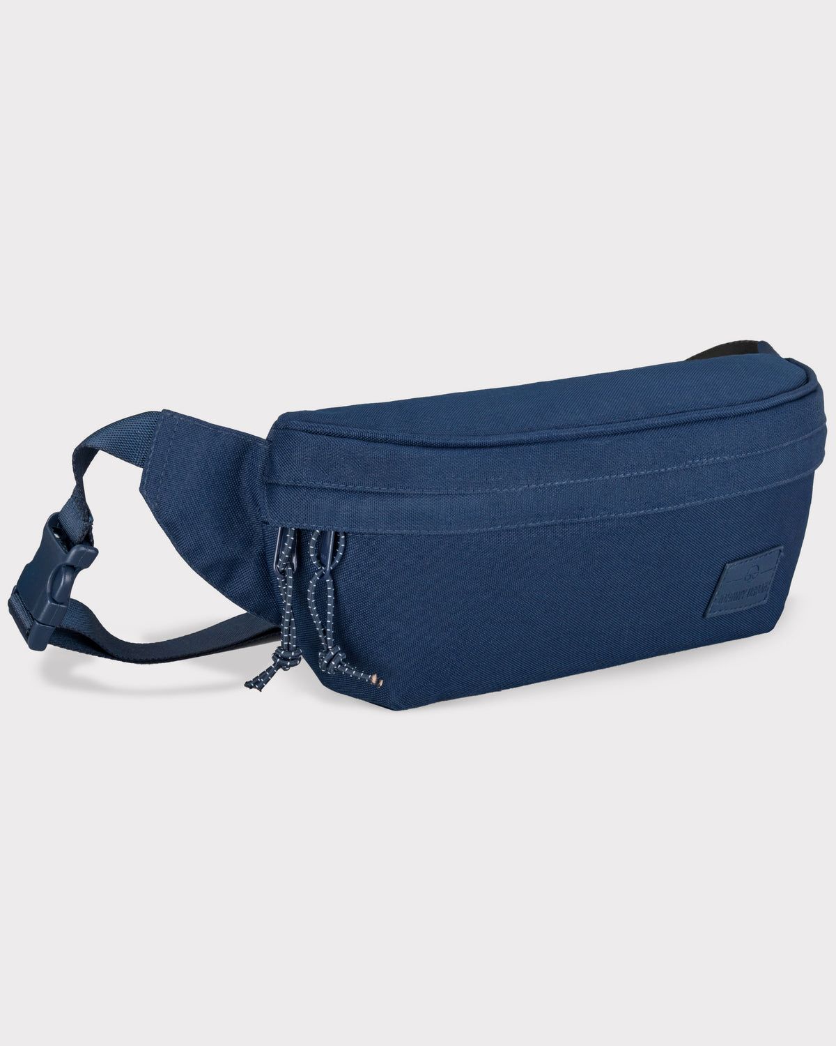 Bauchtasche Tom von Johnny Urban in dunkelblau mit Reißverschluss und verstellbarem Gurt