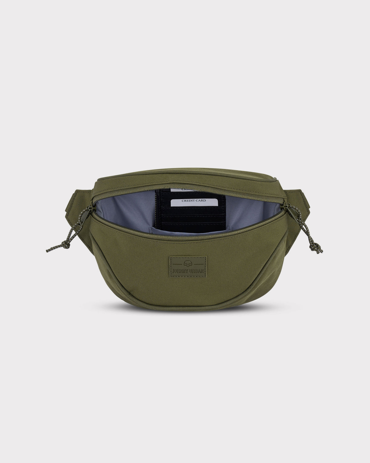 Olivegrüne Bauchtasche 'Ben' von Johnny Urban mit geöffnetem Hauptfach und Innenfach für Kreditkarten