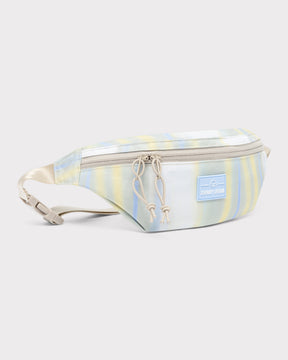 Bauchtasche 'Erik Small' von Johnny Urban in sandfarben mit pastellgelben und blauen Streifen und Reißverschluss mit zwei Zippergriffen
