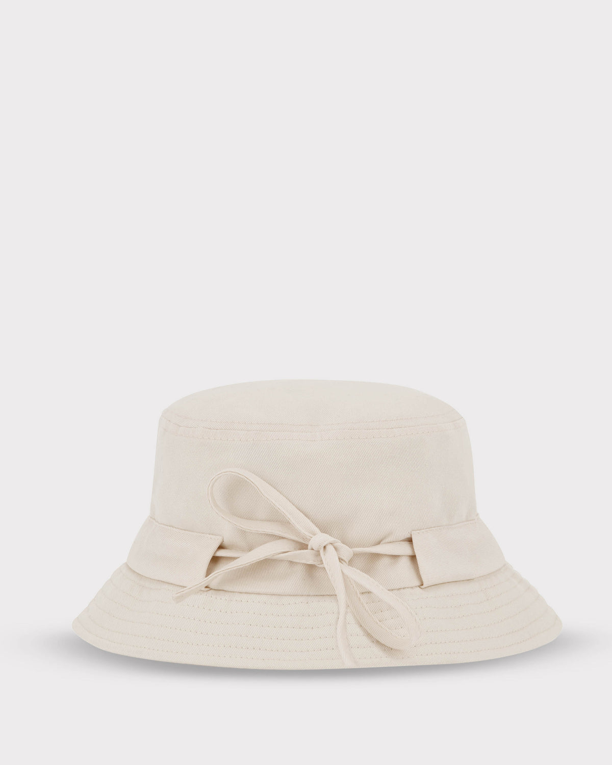 Cremefarbener Bucket Hat 'Gill' mit Schleife aus Baumwollstoff