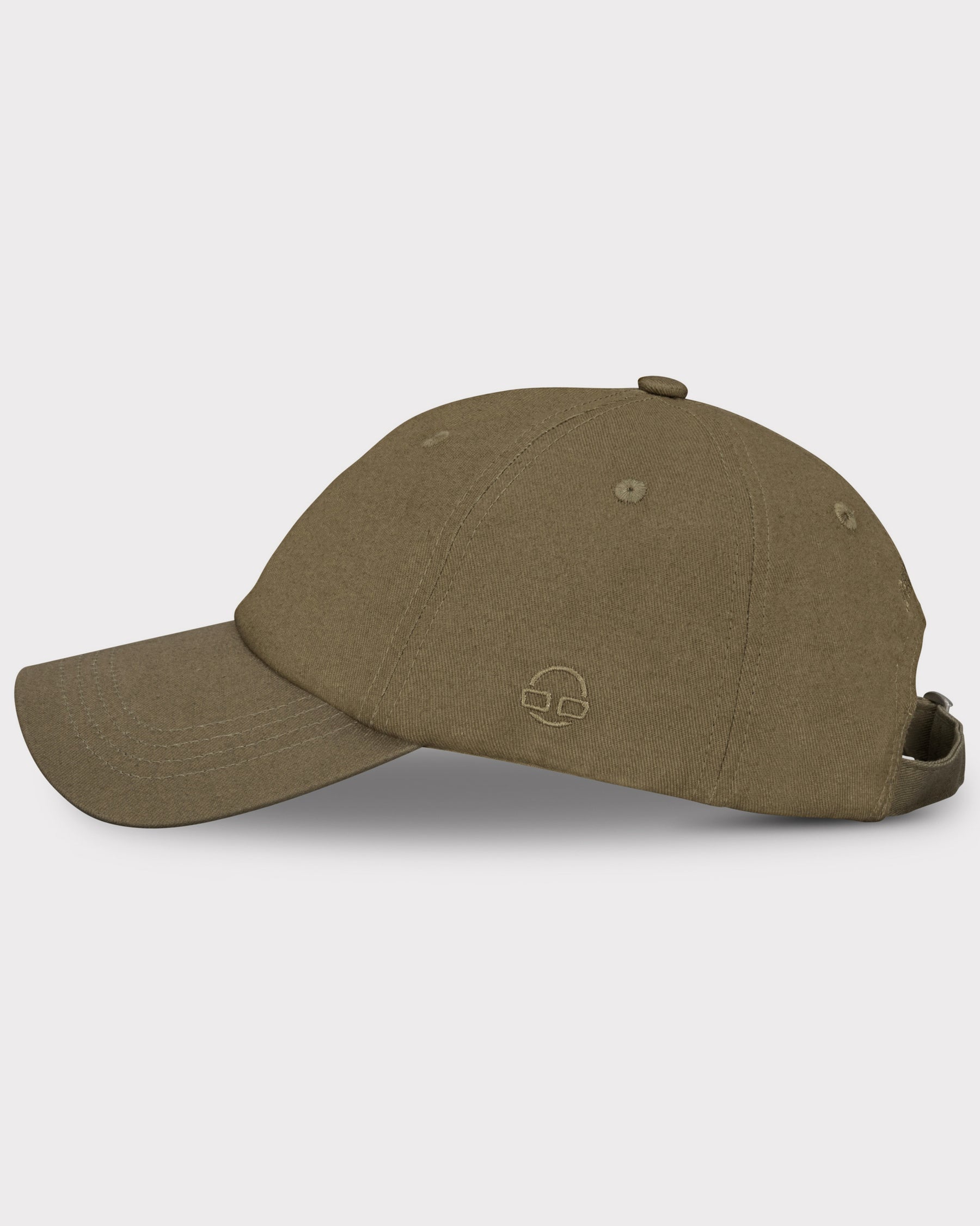 Olivegrüne Canvas-Cap 'Jen' von Johnny Urban mit gebogenem Schirm und Logoschriftzug seitlich