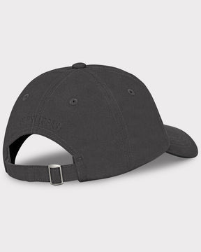 Schwarze verstellbare Cap 'Jen' von Johnny Urban mit dezentem Logo-Stick auf der Rückseite