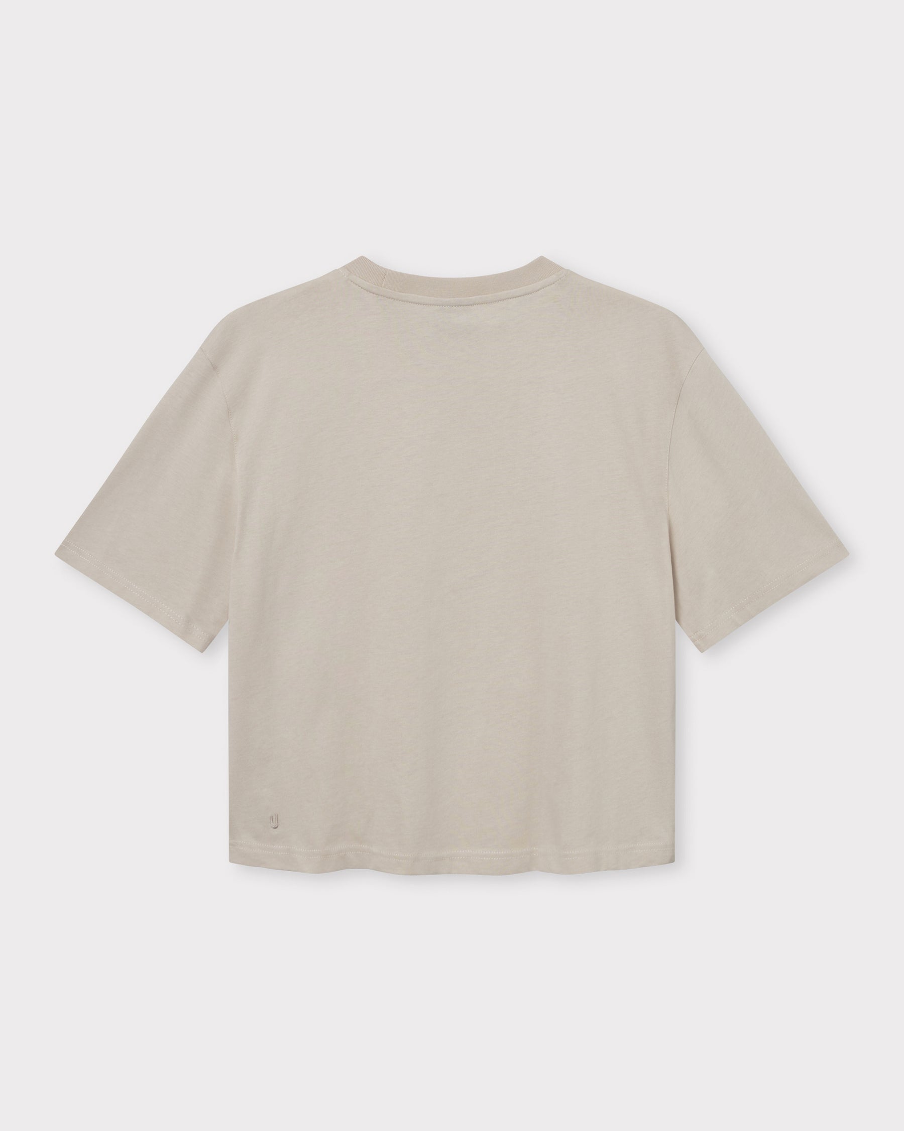 Beige Cropped T-Shirt ‚Zoey‘ für Damen mit kurzem Schnitt und Rundhalsausschnitt