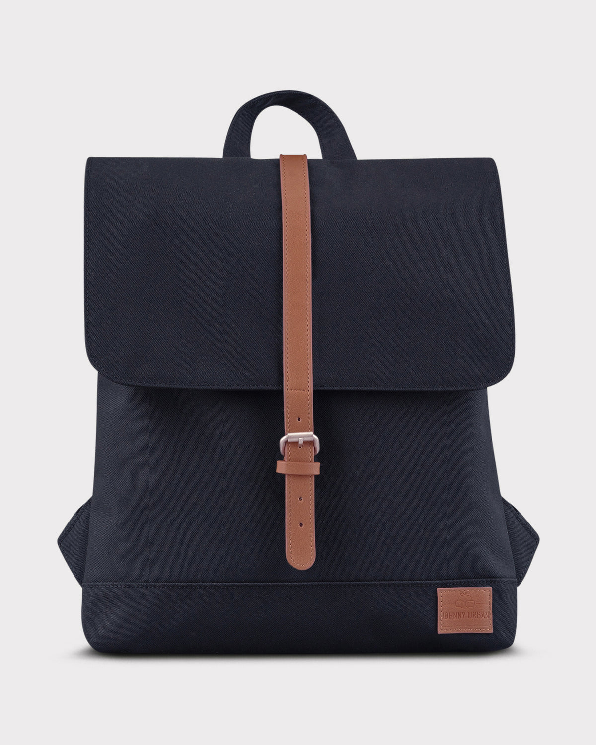Schwarzer Damenrucksack 'Mia' mit braunem Kunstlederriemen und Johnny Urban Logo vorne