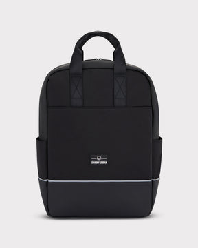 Schwarzer Johnny Urban Rucksack 'Jona Medium' mit Fronttasche und seitlichen Flaschenhaltern fürs Fahrrad