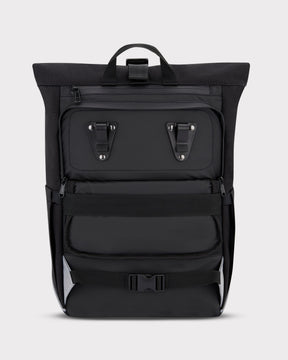 Johnny Urban Rolltop Rucksack 'Robin Medium' in Schwarz mit Reflektoren und Befestigungsclips für Fahrradgepäckträger