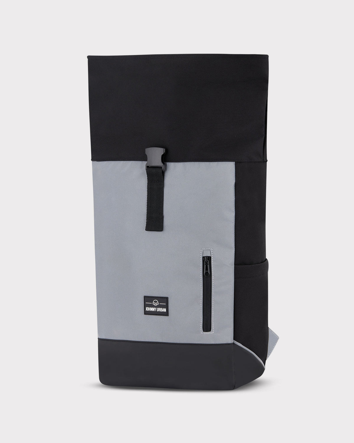 Johnny Urban Rolltop Rucksack 'Robin Medium' in Schwarz und Grau, reflektierend, mit Frontreißverschluss und Klickverschluss