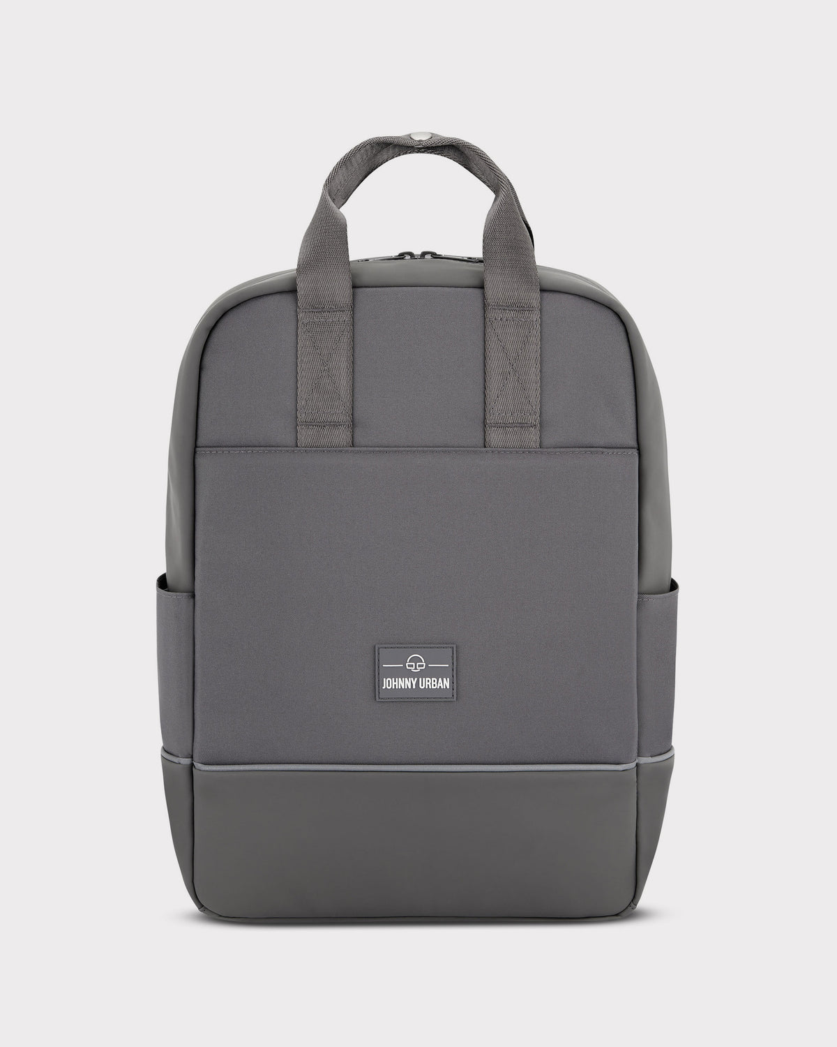 Grau-farbener Fahrradrucksack 'Jona Medium' von Johnny Urban mit zwei Tragegriffen und seitlichen Taschen
