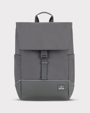 Grauer Rucksack 'Mika' Bike von Johnny Urban mit klappbarem Verschluss und gepolstertem unteren Abschnitt