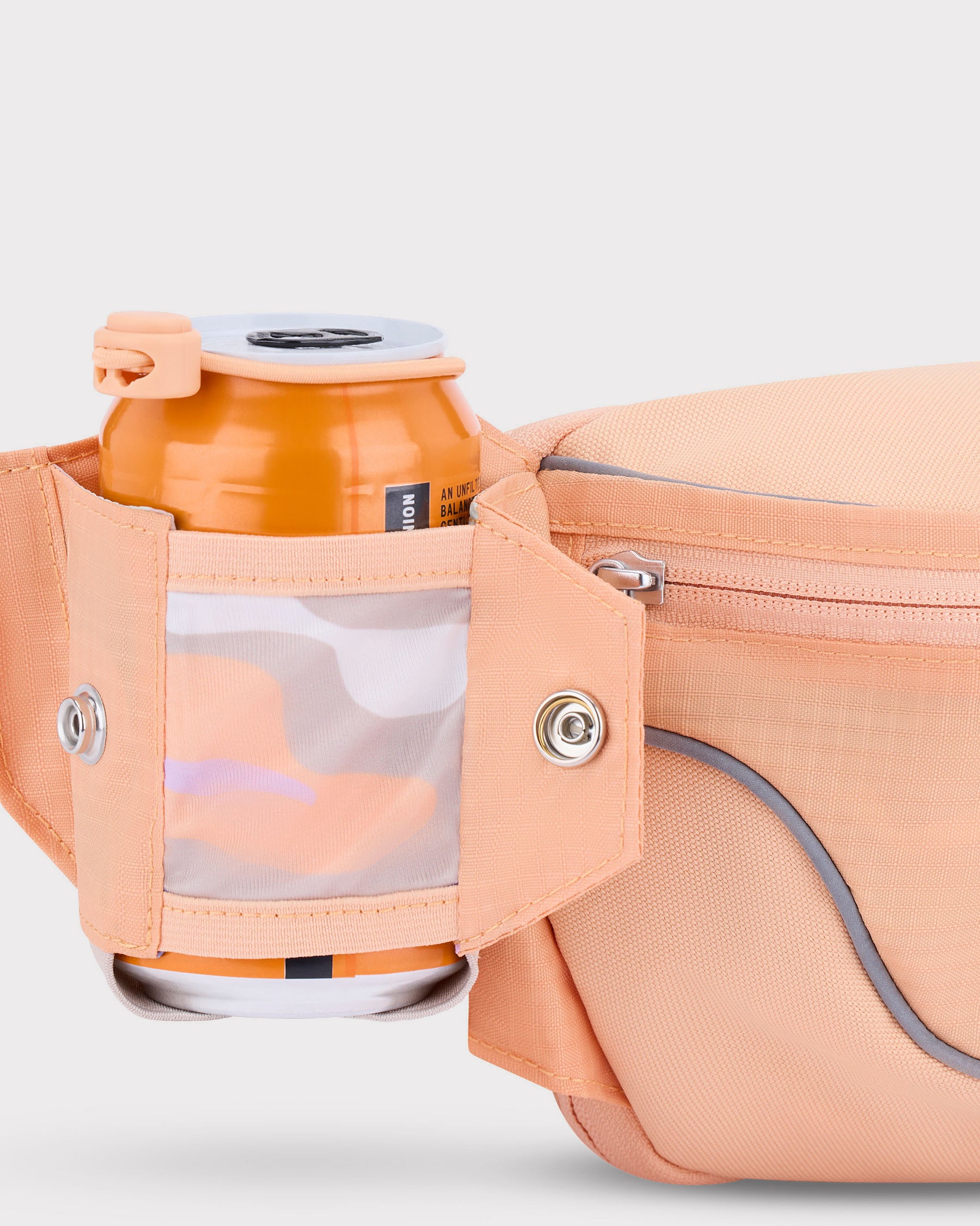 2in1 Bauchtasche 'Jimmy' in pfirsich mit integriertem Getränkehalter, der eine Dose hält