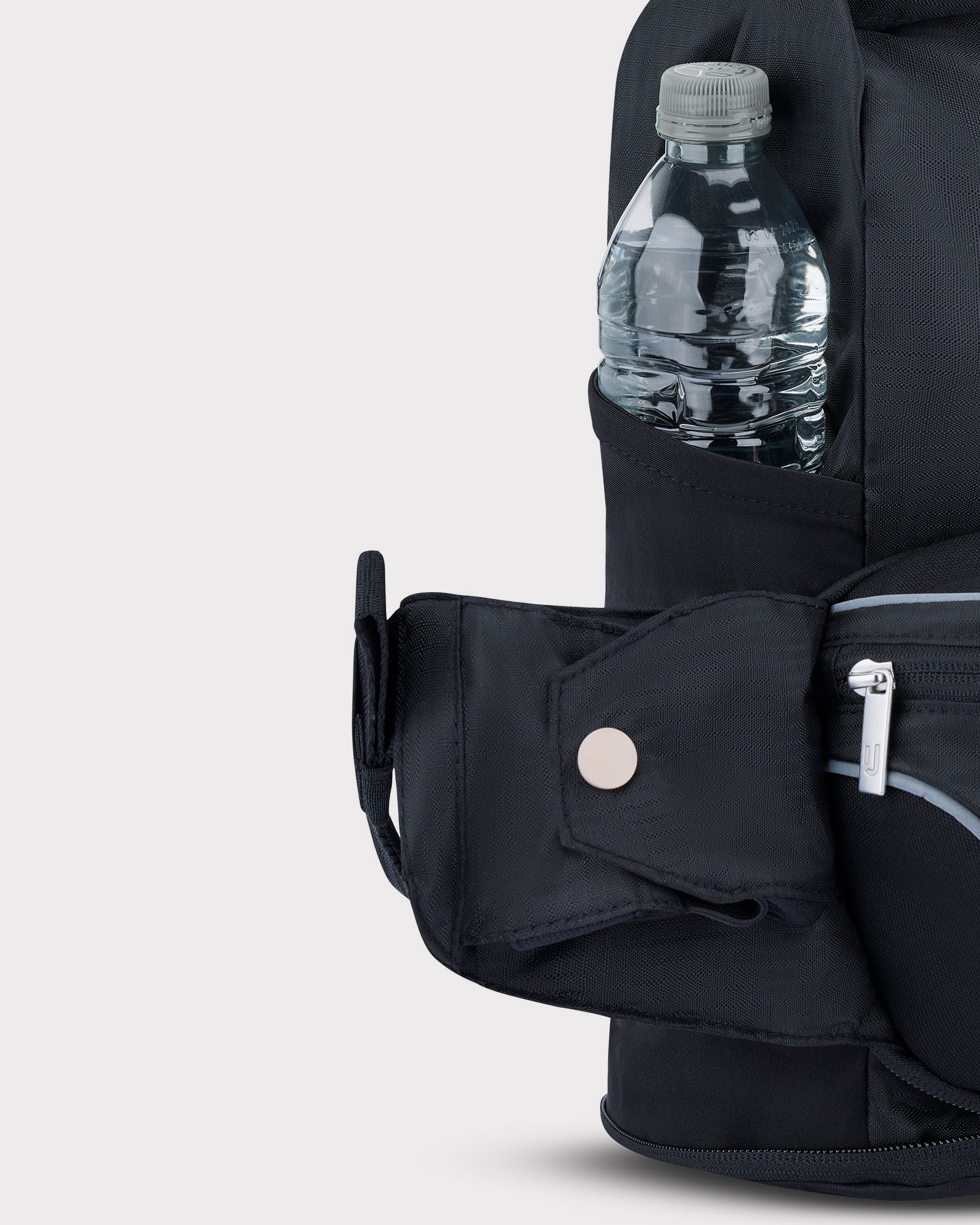 Schwarze 2in1 Bauchtasche 'Jimmy' mit Flaschenhalter und Reißverschlussfach aus der Festival-Serie