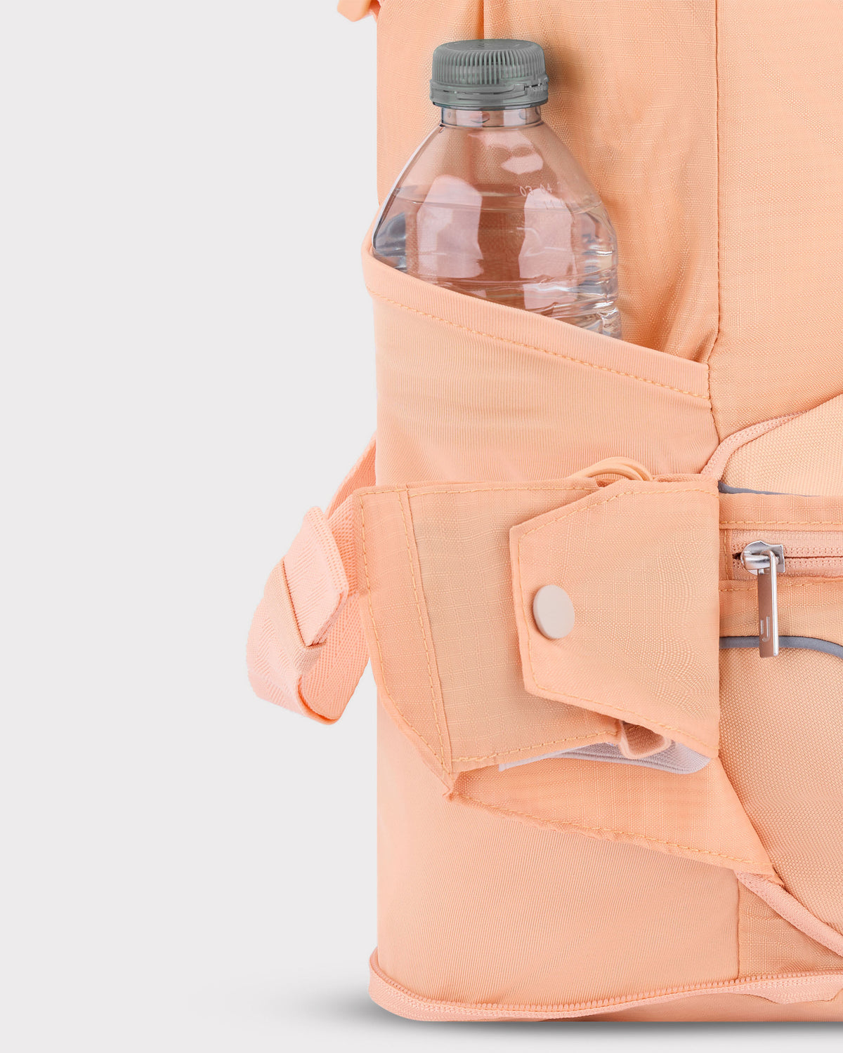 2in1 Bauchtasche 'Jimmy' in pfirsichfarben mit Außenfach, das eine Wasserflasche hält