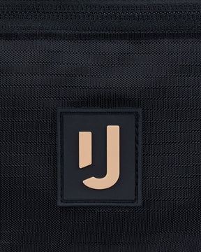 Schwarzes, wasserabweisendes 2in1 Bauchtasche-Modell 'Jimmy' mit beigem Johnny Urban Logo