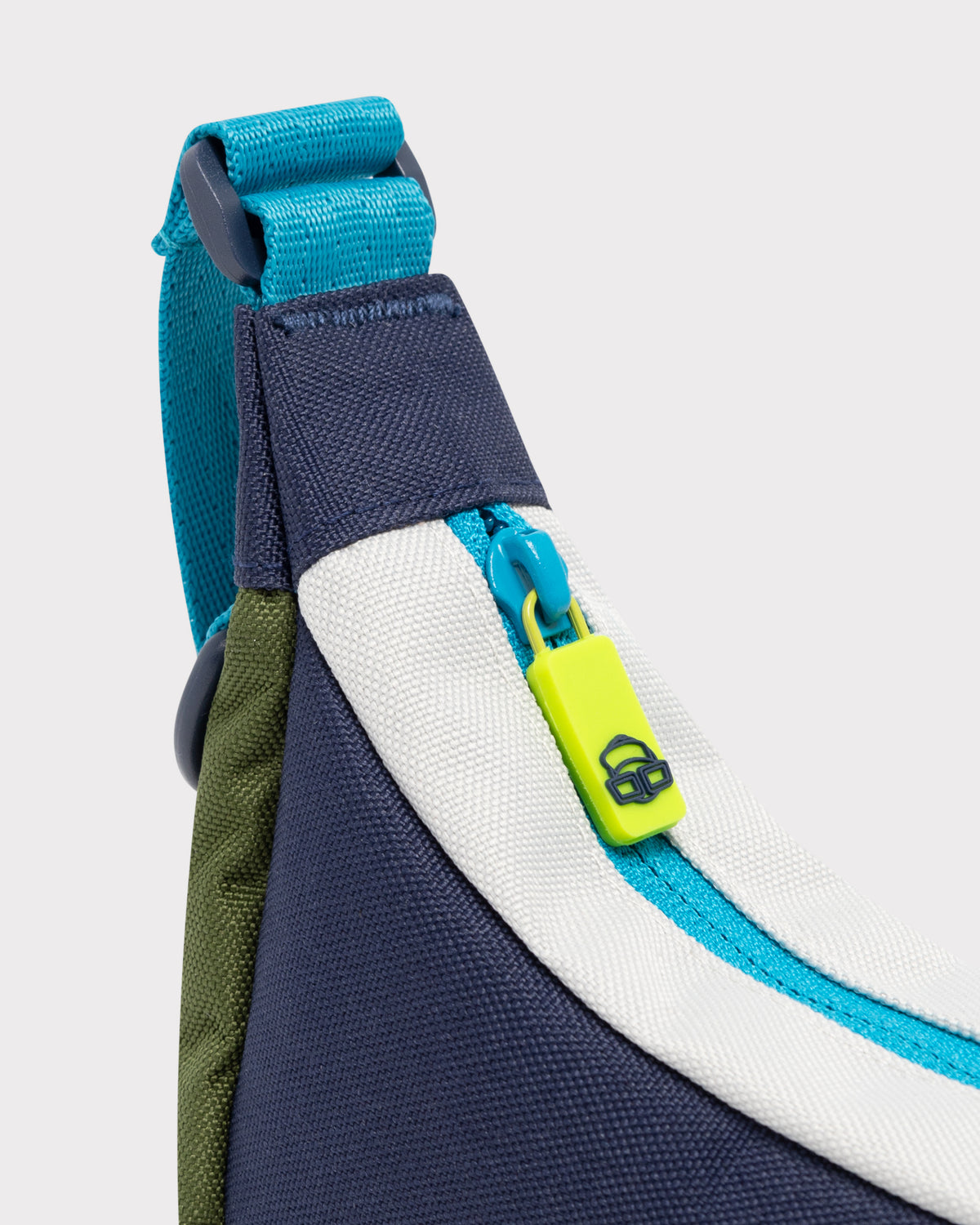 Kinder Half Moon Bag "Mio"