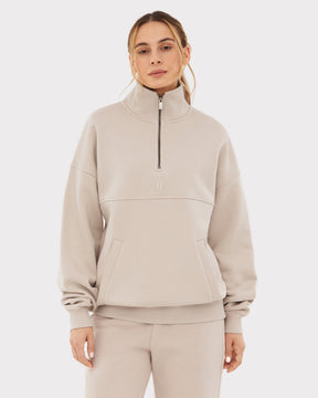 Beige Damen-Halbreißverschluss-Sweatshirt 'Cooper' von Johnny Urban mit hoher Kragen, Kängurutaschen und lockerer Passform