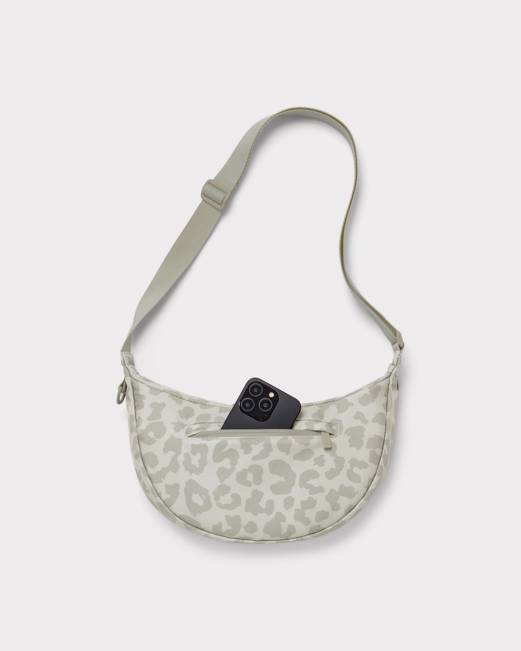 Half Moon Bag "Ally Medium"
