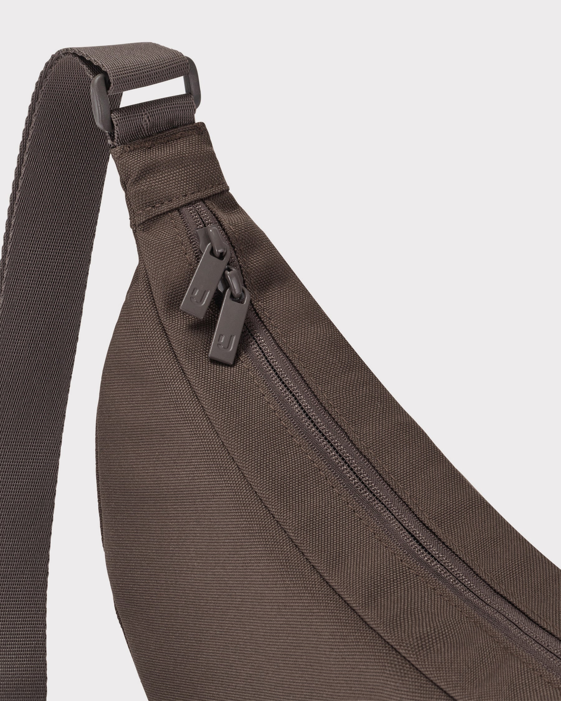 Half Moon Bag "Ally Medium"