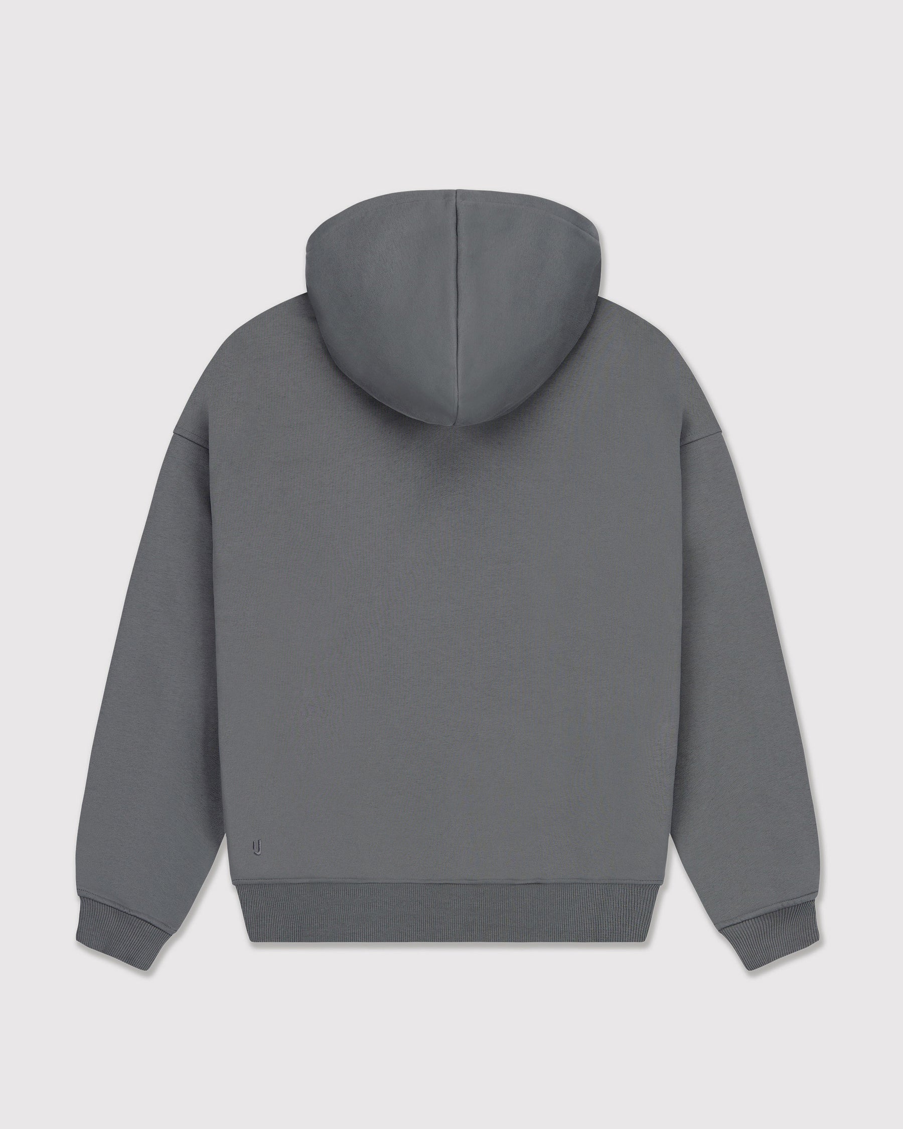 Oversized Hoodie 'Cody' in dunkelgrau mit Kapuze, gerippten Bündchen und kleinem Markenlogo unten links