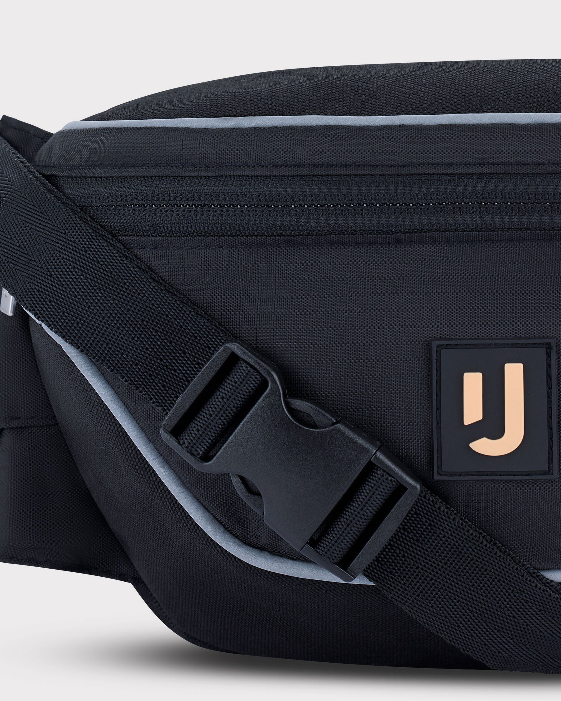 Schwarze 2in1 Bauchtasche 'Jimmy' mit verstellbarem Gurt und Logo vorne