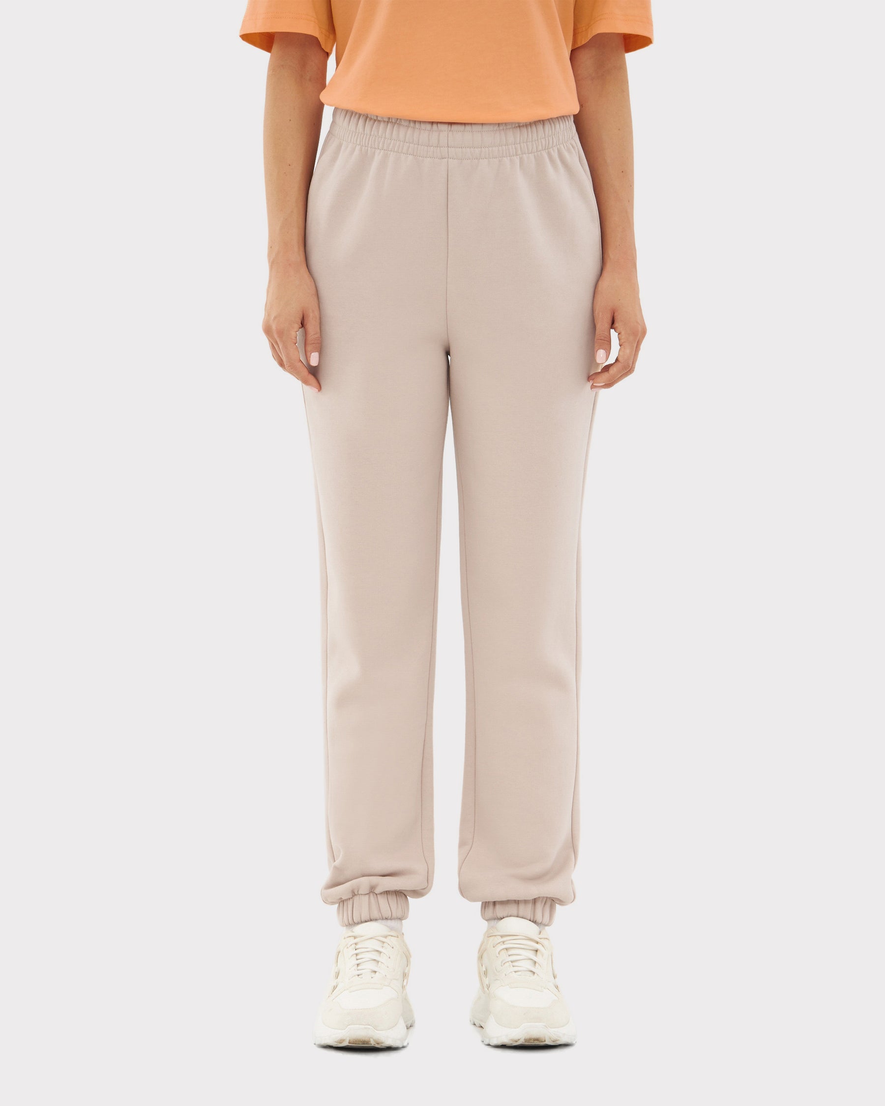 Beige Jogginghose 'Owen' für Damen aus Sweatstoff, mit elastischem Bund und Bündchen am Bein