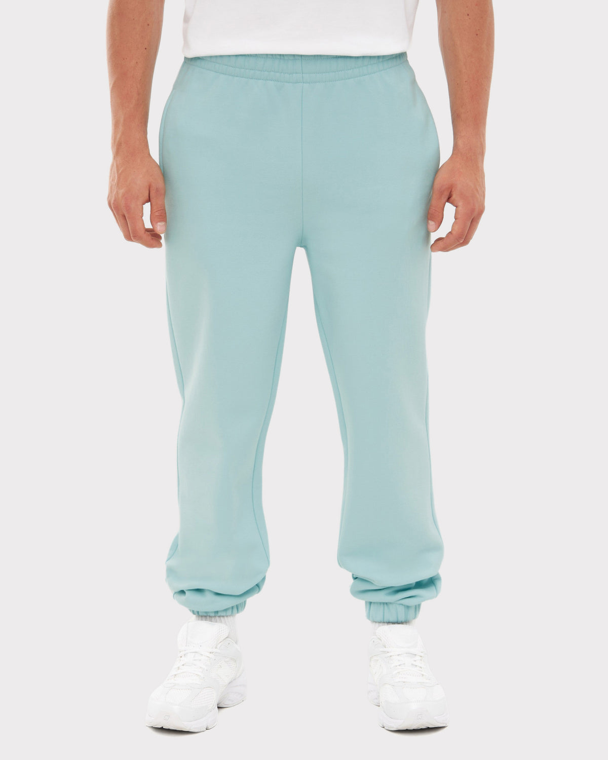 Herren-Jogginghose 'Owen' in eisblau mit elastischem Bund und Bündchen
