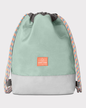 Johnny Urban Kinder Turnbeutel 'Nino' in Mint mit grauem Boden und bunten Kordeln