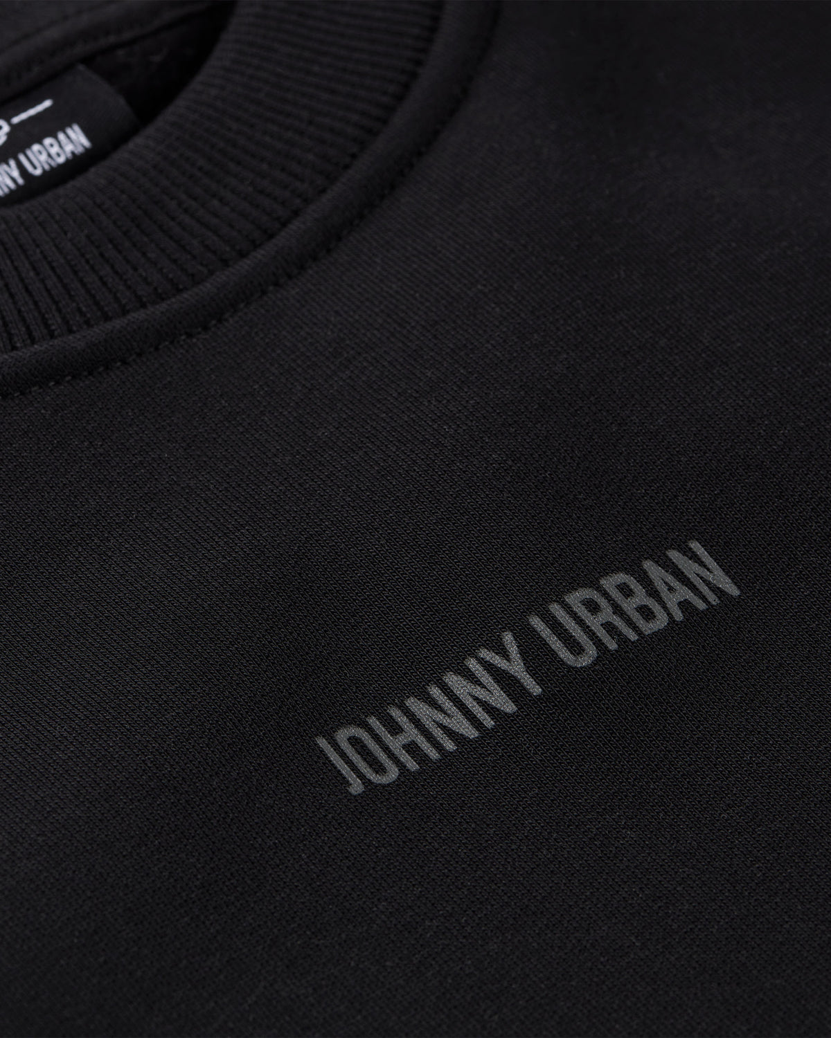 Schwarzer Oversized Crewneck 'Carter' Sweatshirt mit Johnny Urban Logo auf der Brust