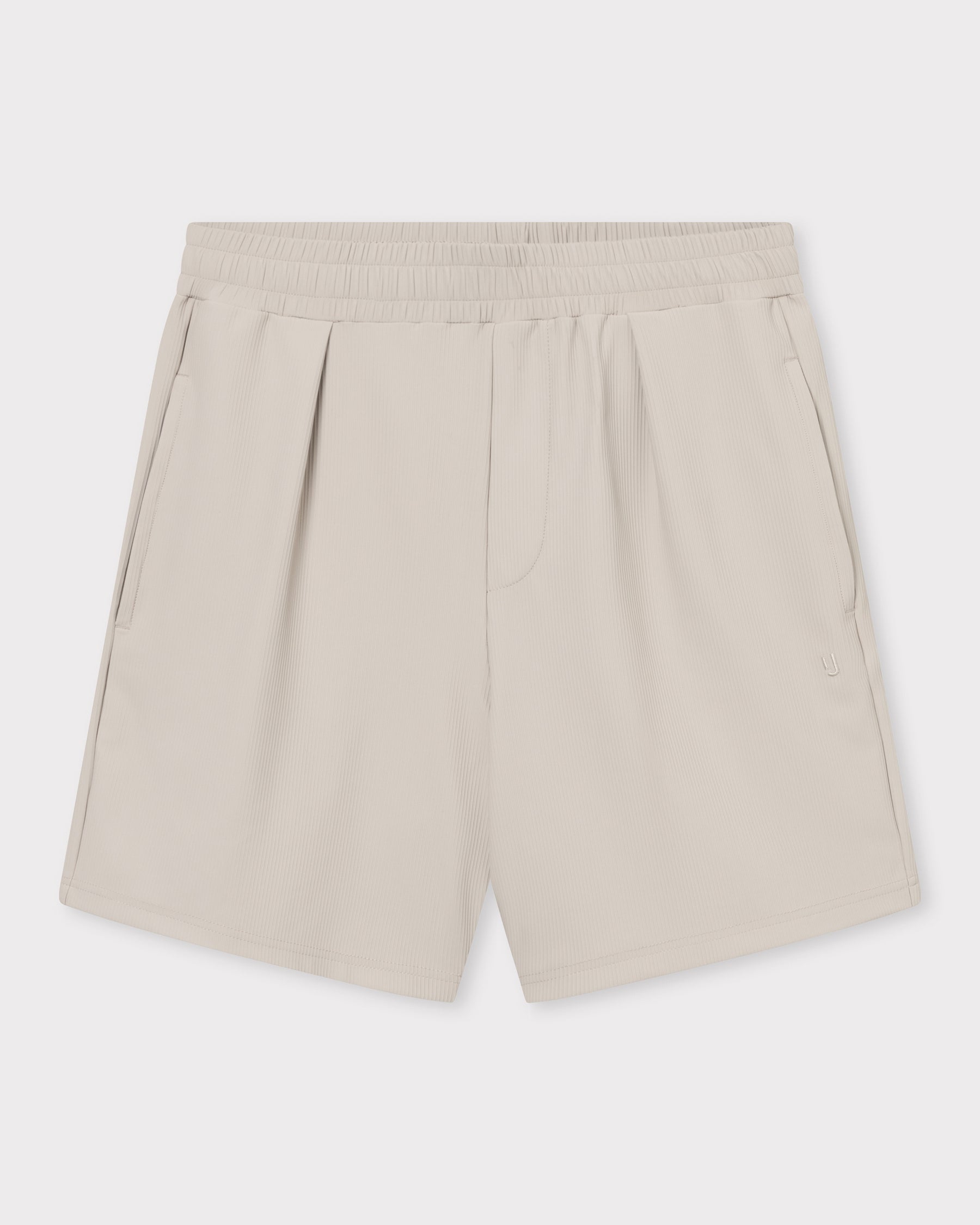 Sandfarbene kurze Hose aus der Mason Set Kollektion mit elastischem Bund und Seitentaschen