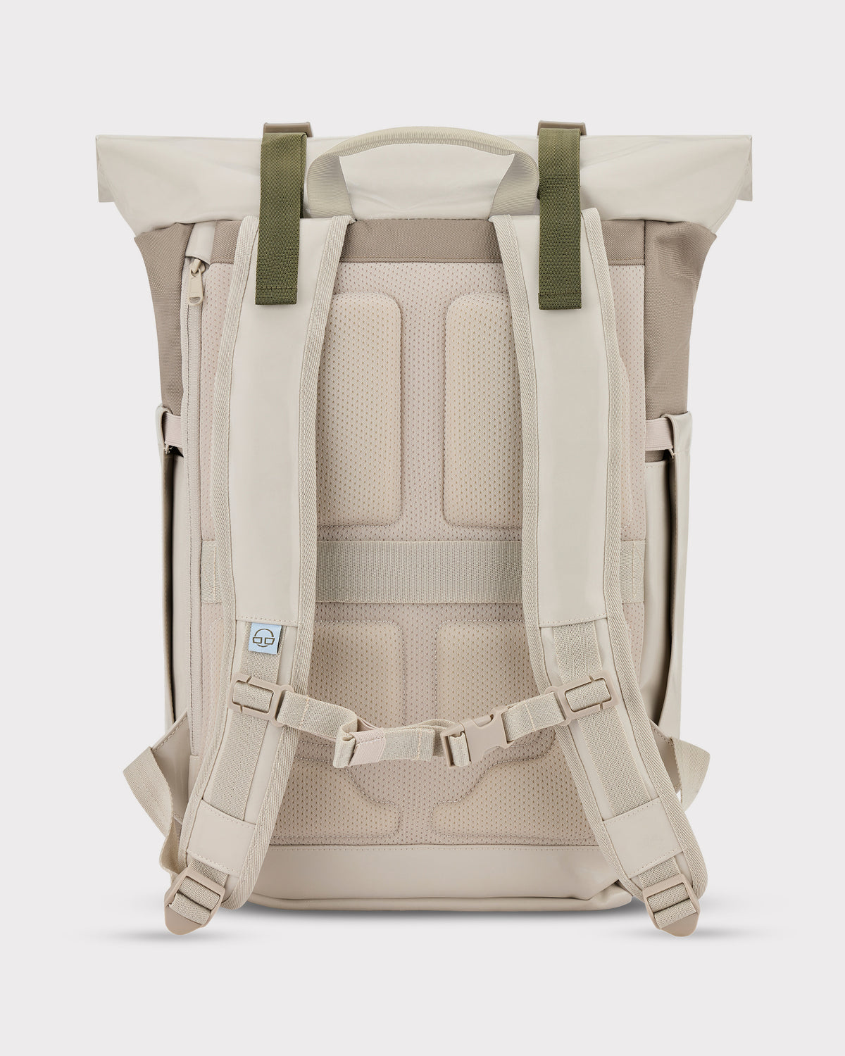 Beiger Rolltop Rucksack 'Ashton' von Johnny Urban mit gepolstertem Rücken und verstellbaren Schultergurten