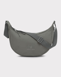 Halbmondtasche Ally Medium von Johnny Urban in dunkelgrauem robustem Material mit verstellbarem Schultergurt
