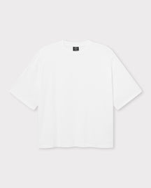 Weiße Oversize-T-Shirt 'Vic' von Johnny Urban mit kurzem Arm und Rundhalsausschnitt