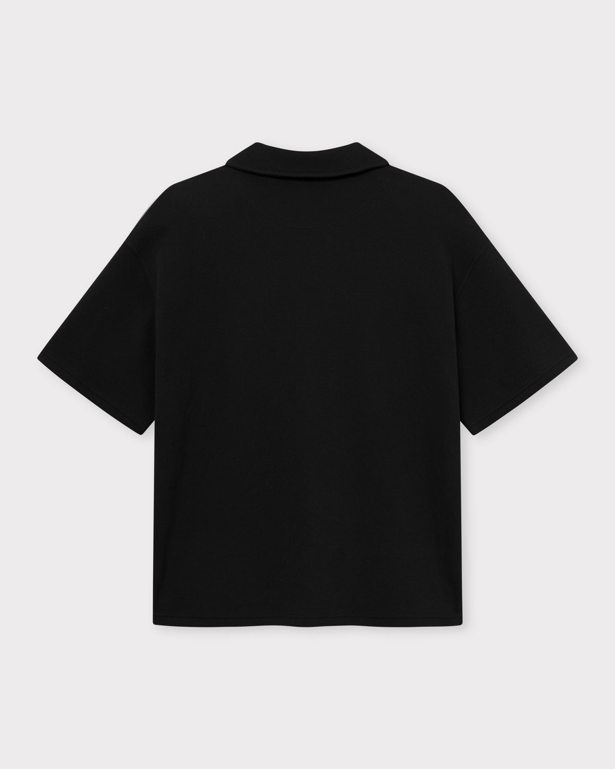 Schwarzes Poloshirt von Johnny Urban mit kurzem Arm und klassischem Kragen, Rückansicht