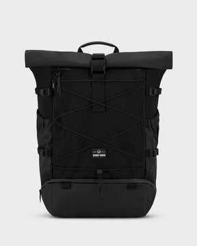 Schwarzer Reiserucksack 'Allen Large Travel' von Johnny Urban mit Rollverschluss und Frontnetz