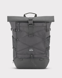 Dunkelgrauer Reiserucksack 'Allen Large Travel' von Johnny Urban mit Rollverschluss, Frontfach und elastischem Kordelnetz