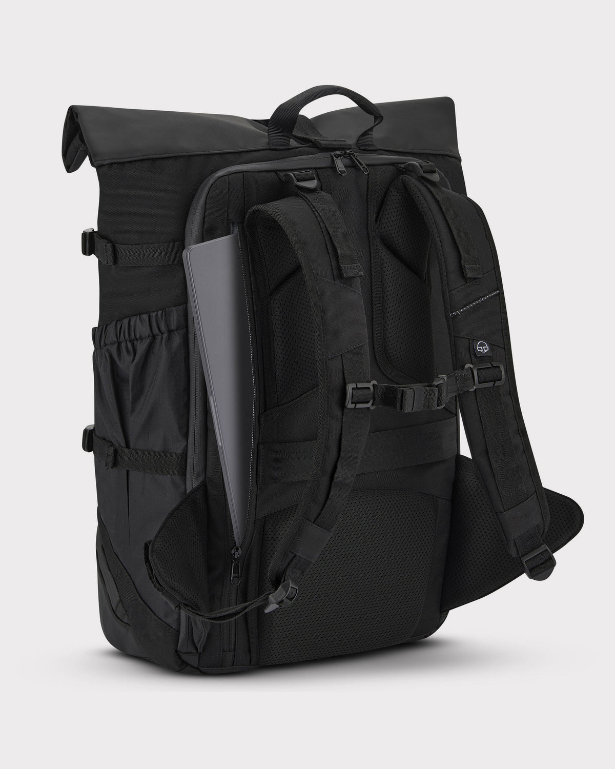 Schwarzer Reiserucksack Allen Large Travel mit gepolsterten Rücken- und Schultergurten und seitlicher Laptop-Tasche