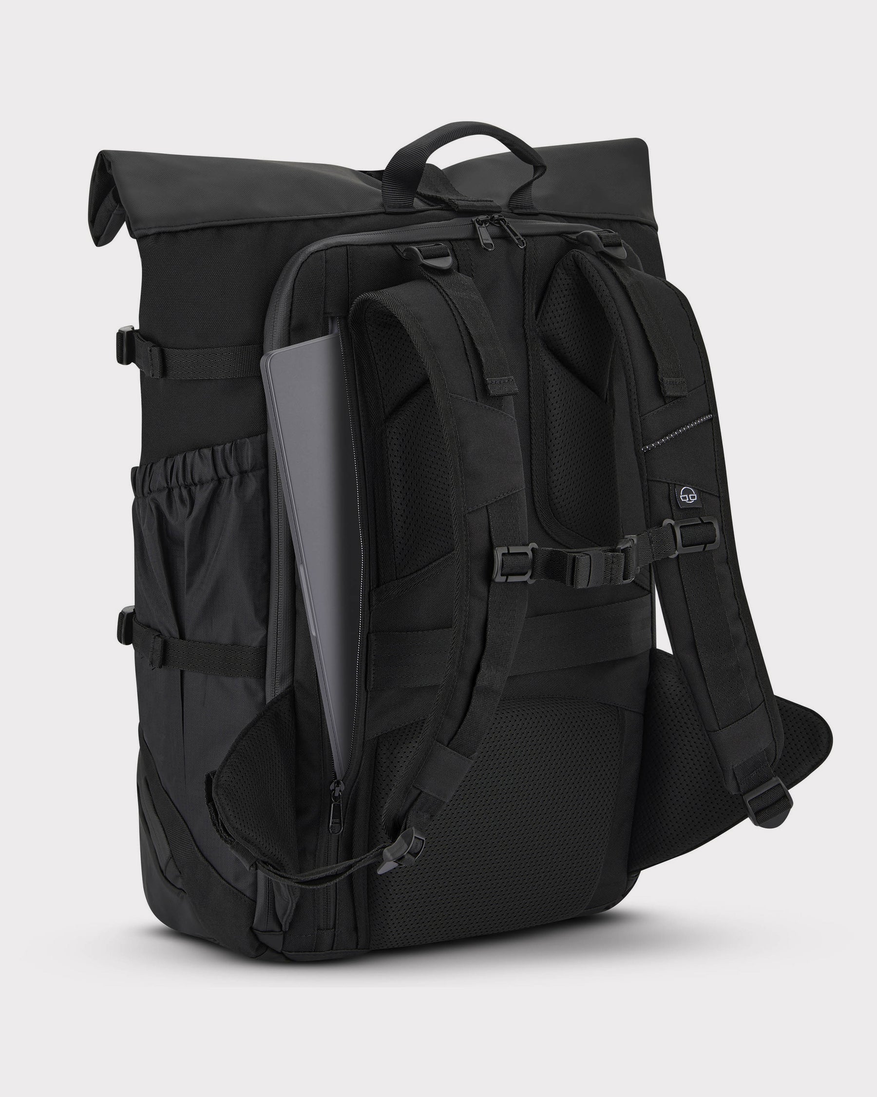 Schwarzer Reiserucksack Allen Large Travel mit gepolsterten Rücken- und Schultergurten und seitlicher Laptop-Tasche