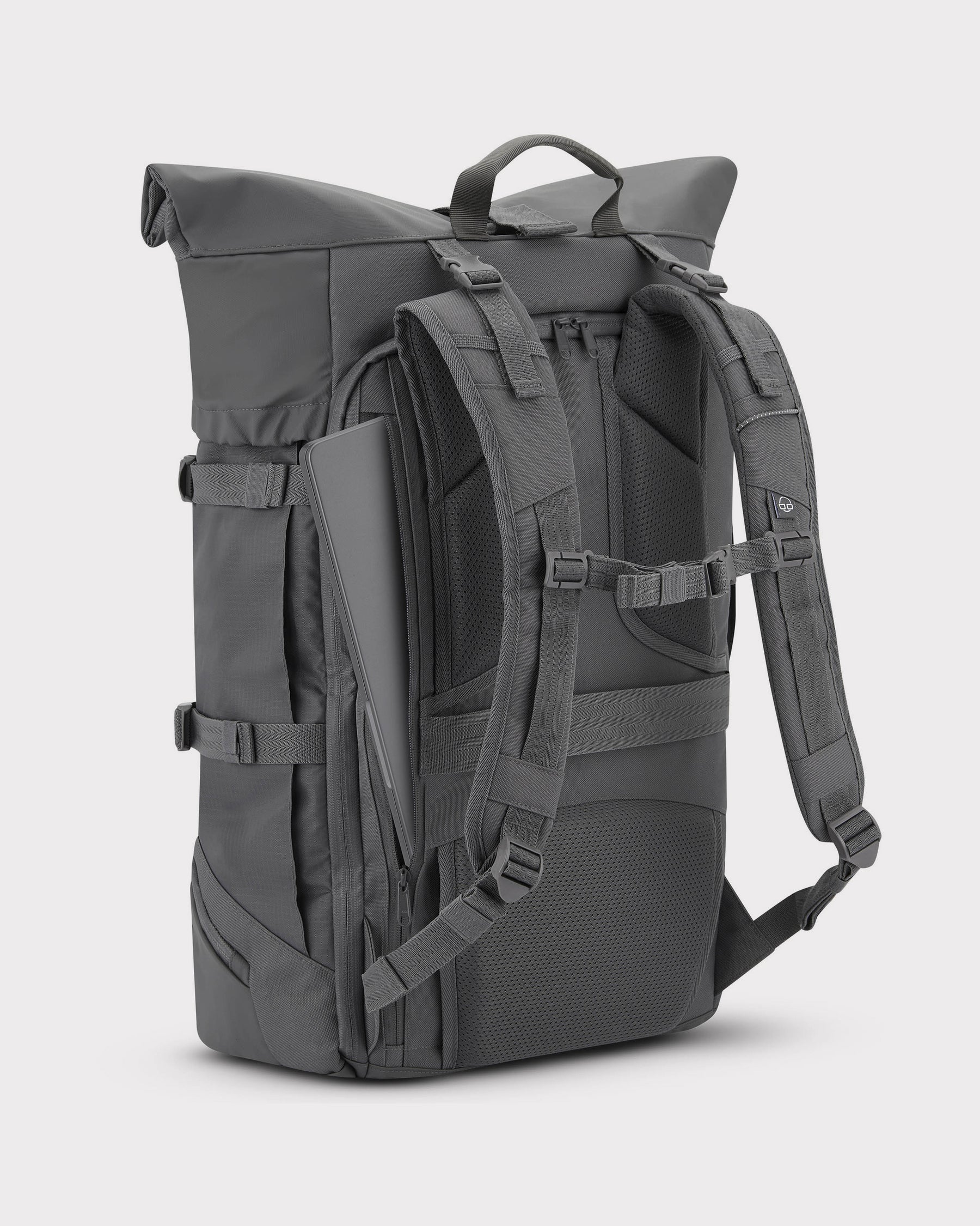 Johnny Urban Reiserucksack Allen XL Travel in Grau mit gepolstertem Laptopfach und verstellbaren Schultergurten
