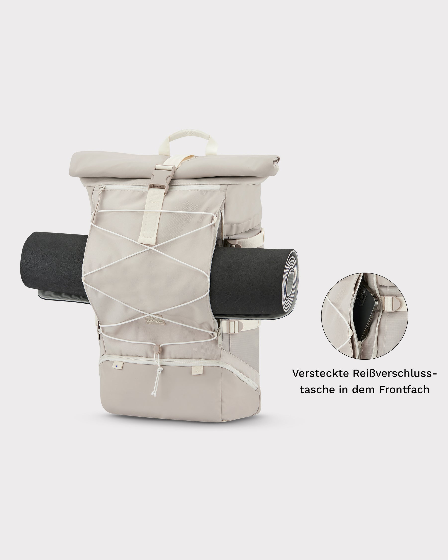 Heller Reiserucksack Allen XL Travel mit aufgerollter Yogamatte an den Seitenriemen und versteckter Reißverschlusstasche im Frontfach
