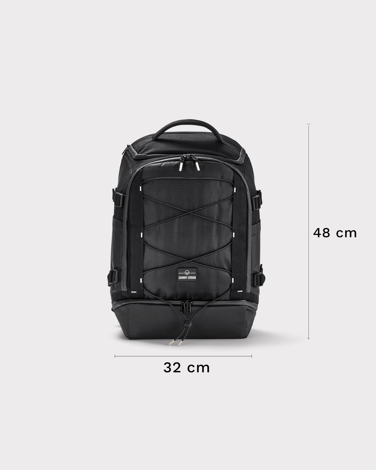 Schwarzer Reiserucksack 'Jack' von Johnny Urban mit Schnürung und Maßen 48x32 cm