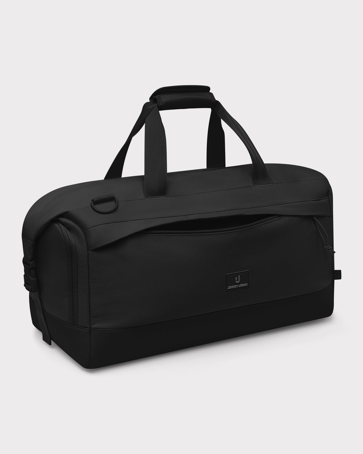 Große schwarze Weekender-Tasche 'Milan' von Johnny Urban mit Tragegriffen und Schulterriemen