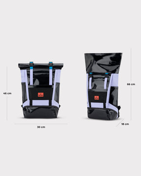 Rolltop Rucksack Ashton von Johnny Urban in Schwarz und Hellgrau, Maße 30x46x18 cm und 30x66x18 cm