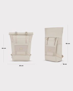 Beiger Rolltop Rucksack 'Ashton' von Johnny Urban, Maße 46x30x18 cm zusammengerollt, 66 cm ausgewickelt