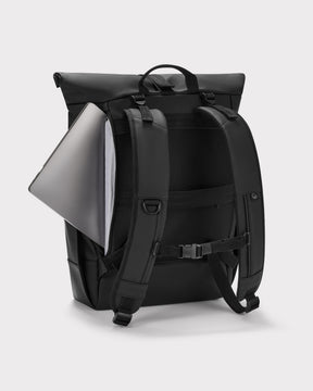 Schwarzer Rolltop Rucksack 'Harvey Large' mit gepolstertem Rücken und herausnehmbarem Laptopfach