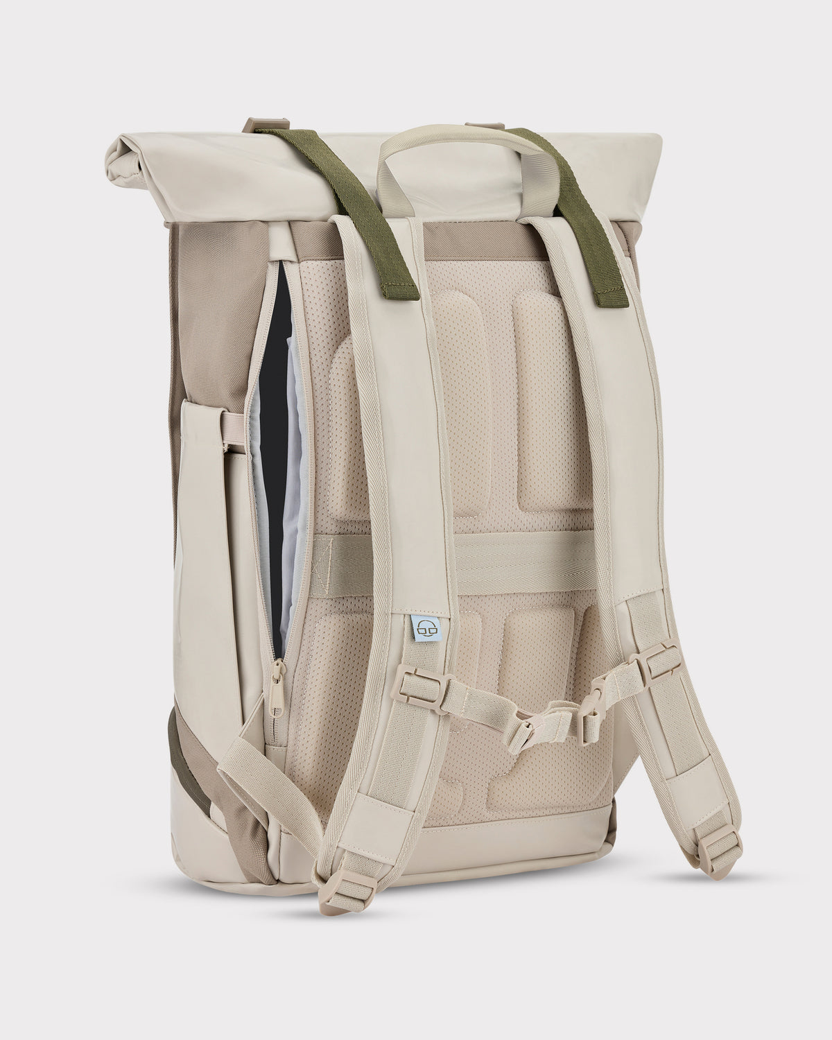 Beiger Rolltop Rucksack 'Ashton' mit gepolstertem Rücken und seitlichem Schnellzugriffsfach