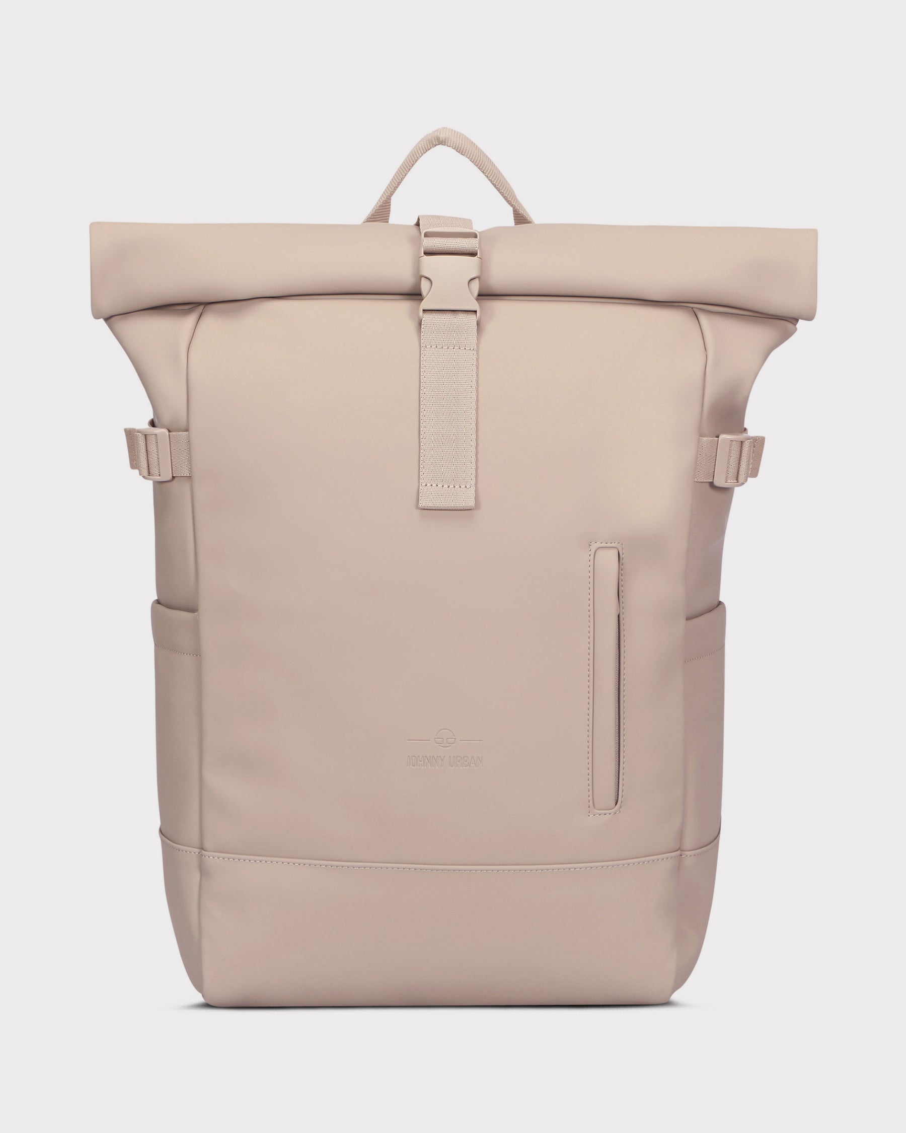 Beiger Rolltop Rucksack 'Harvey Large' von Johnny Urban mit frontaler Verschlusslasche und seitlichen Anpassungsriemen